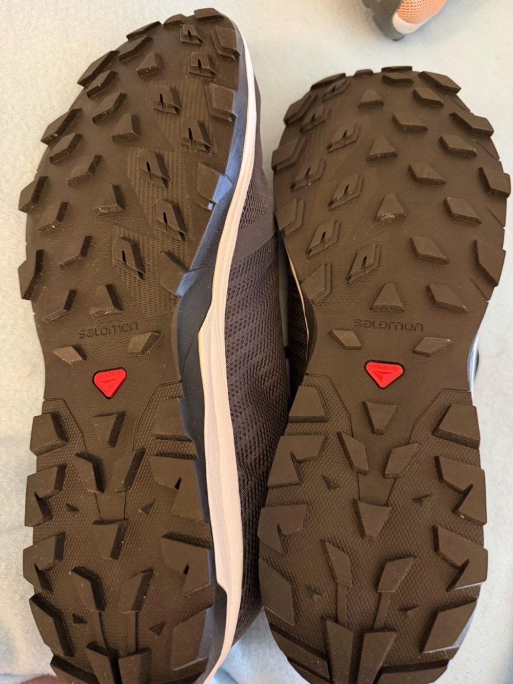 Salomon Men’s Trail Sneakers - Picture 2 of 2
